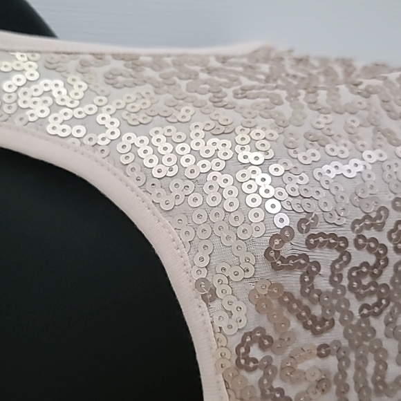 Old Navy peach sequin tank top in size large, NWT - Picture 3 of 7